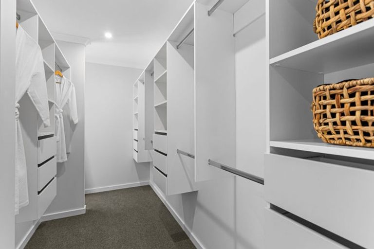 Photo of property in 11 Munro Oak Lane, Clevedon, Papakura, 2582