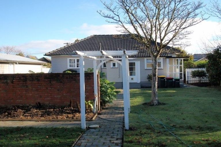 Photo of property in 28 Otara Street, Ilam, Christchurch, 8053