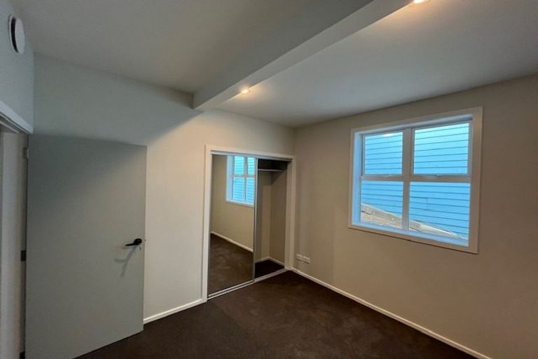 Photo of property in 305 Adelaide Road, Newtown, Wellington, 6021