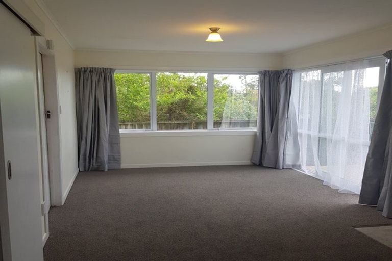 Photo of property in 150 One Tree Point Road, One Tree Point, 0118