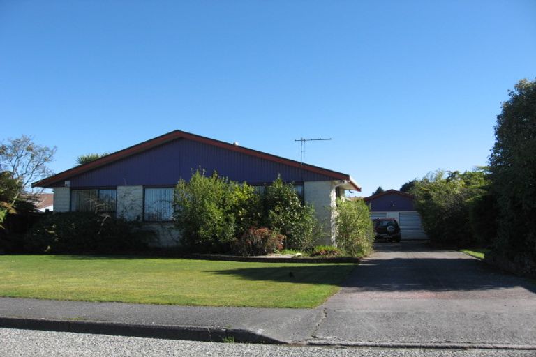 Photo of property in 75 Hoffman Street, Hokitika, 7810