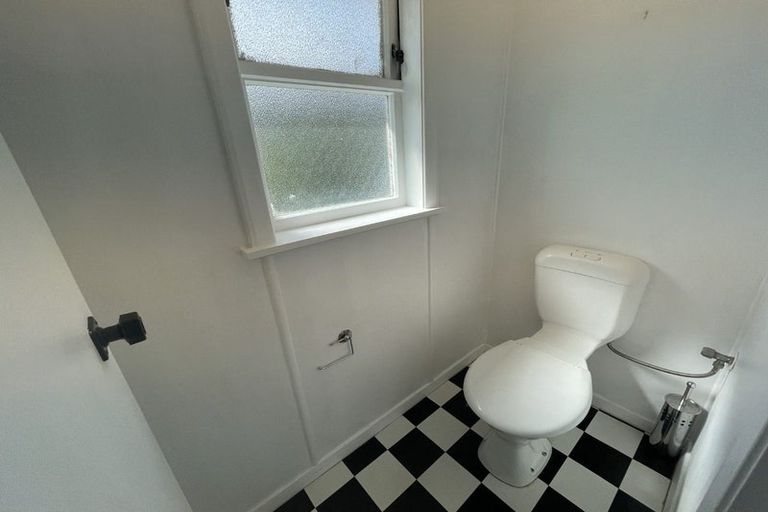 Photo of property in 8 Whakataki Grove, Waiwhetu, Lower Hutt, 5010