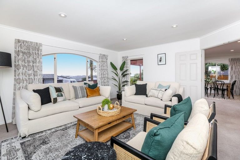 Photo of property in 6 Frank Frethey Place, Highlands Park, New Plymouth, 4312