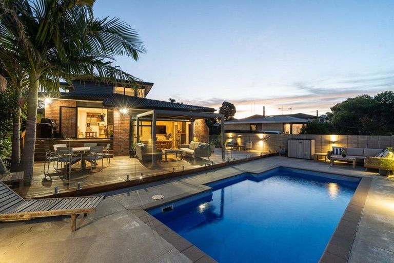 Photo of property in 112 Dickson Road, Papamoa Beach, Papamoa, 3118