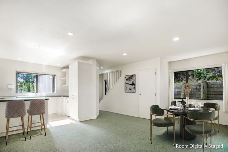 Photo of property in 135e Triangle Road, Massey, Auckland, 0614