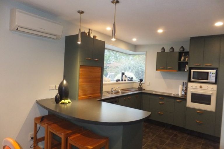 Photo of property in 6 Sunbeam Place, Halswell, Christchurch, 8025