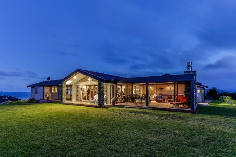 Photo of property in 97 Orchard Road, Hahei, Whitianga, 3591