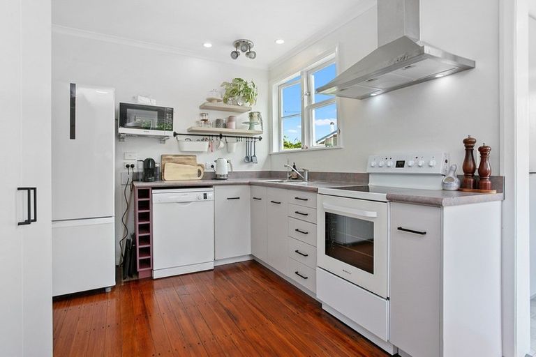 Photo of property in 8 Hurley Place, Cambridge, 3434