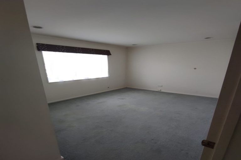 Photo of property in 16a Gills Avenue, Papakura, 2110