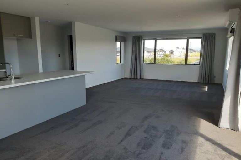 Photo of property in 10 Awatere Street, Pegasus, 7612