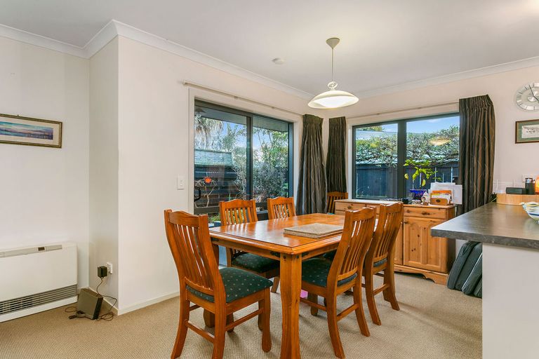 Photo of property in 92a Williams Street, Cambridge, 3434