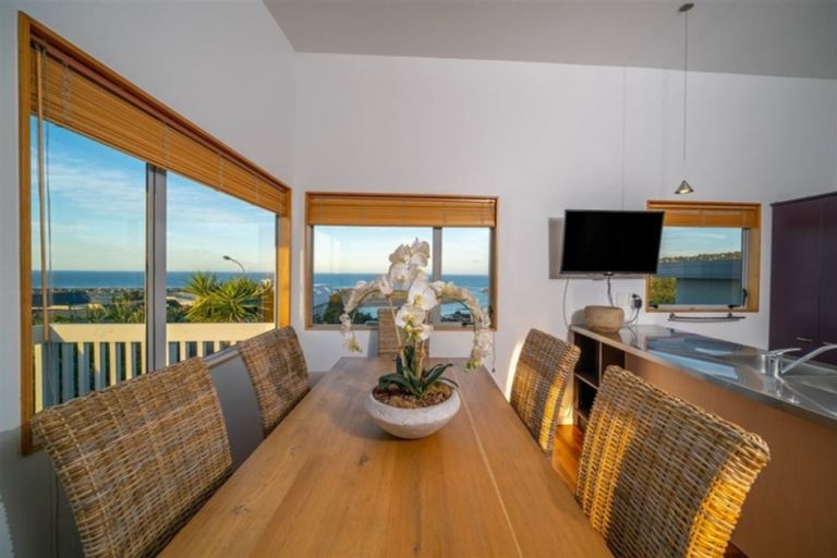 Photo of property in 5 Dunkeld Lane, Redcliffs, Christchurch, 8081