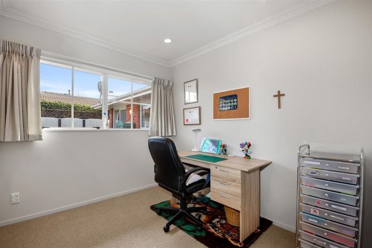 Photo of property in 18 Robertson Street, Glenholme, Rotorua, 3010