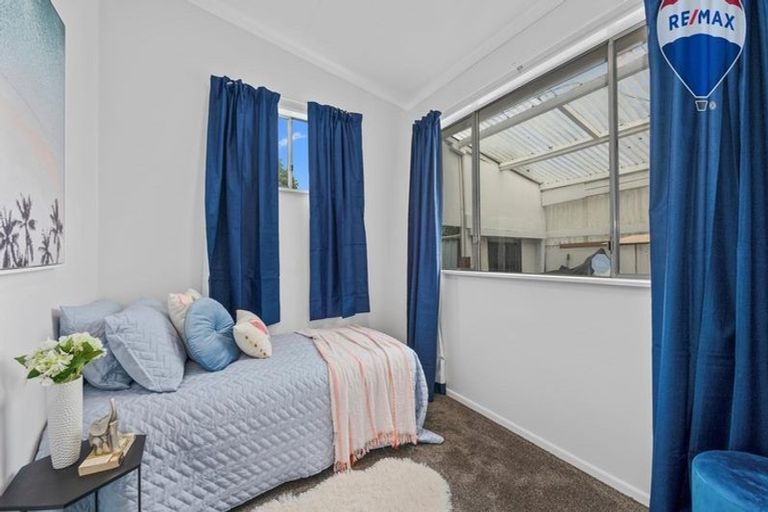 Photo of property in 2/71 Hikurangi Street, Trentham, Upper Hutt, 5018