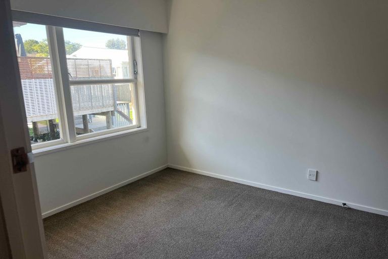 Photo of property in 2/10 Marsden Avenue, Mount Eden, Auckland, 1024