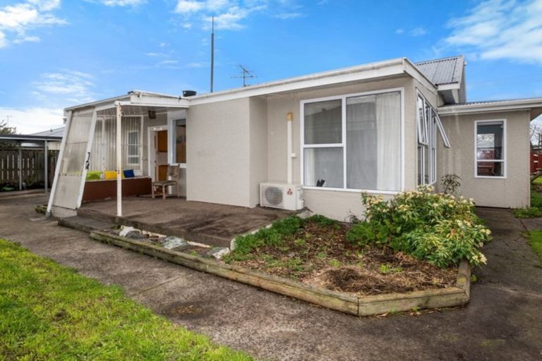Photo of property in 74 Mclauchlan Street, Springlands, Blenheim, 7201