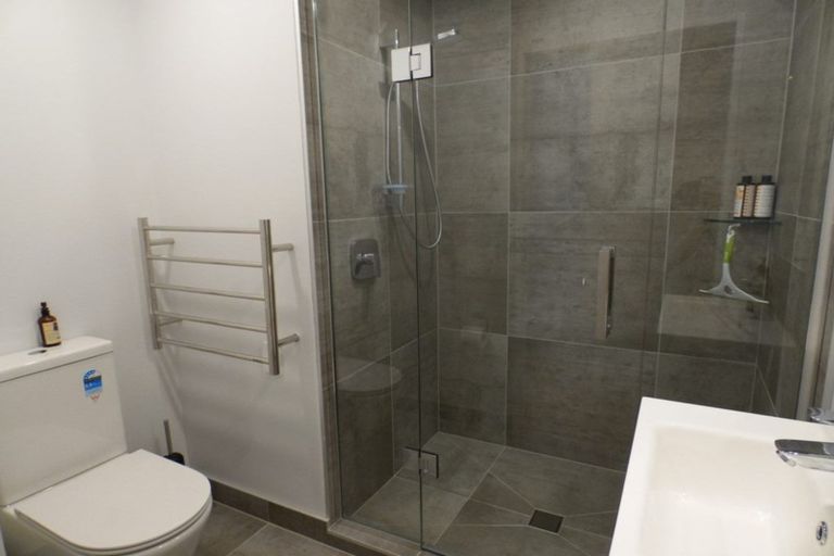 Photo of property in 28 Memorial Park Lane, Hobsonville, Auckland, 0618