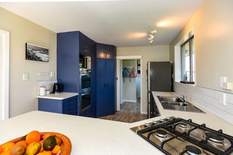 Photo of property in 30 Shetland Street, Woolston, Christchurch, 8062