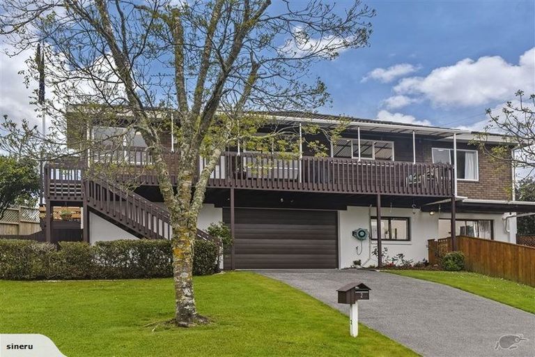 Photo of property in 2 Yale Place, Albany, Auckland, 0632