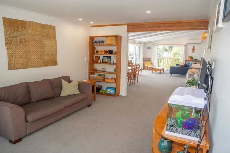 Photo of property in 95 Stratford Drive, Cable Bay, 0420