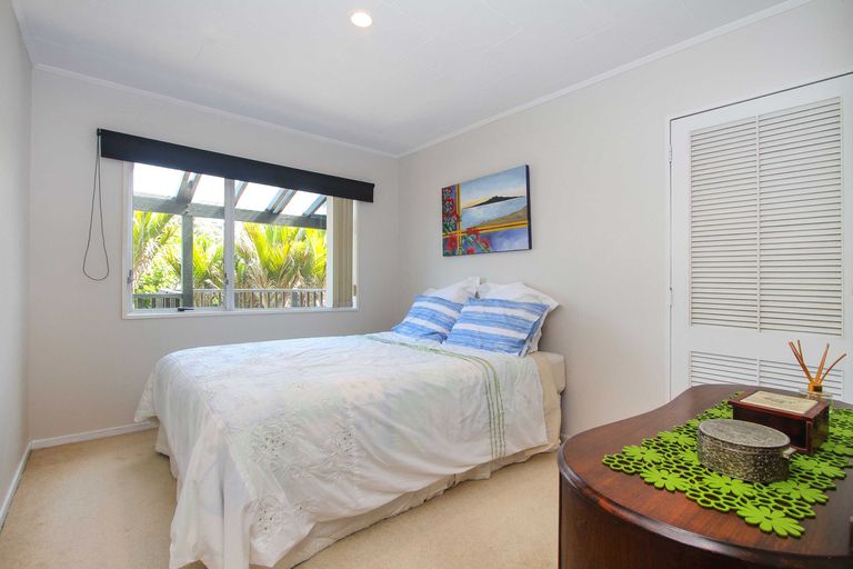 Photo of property in 1/18 Teviot Place, Totara Vale, Auckland, 0629