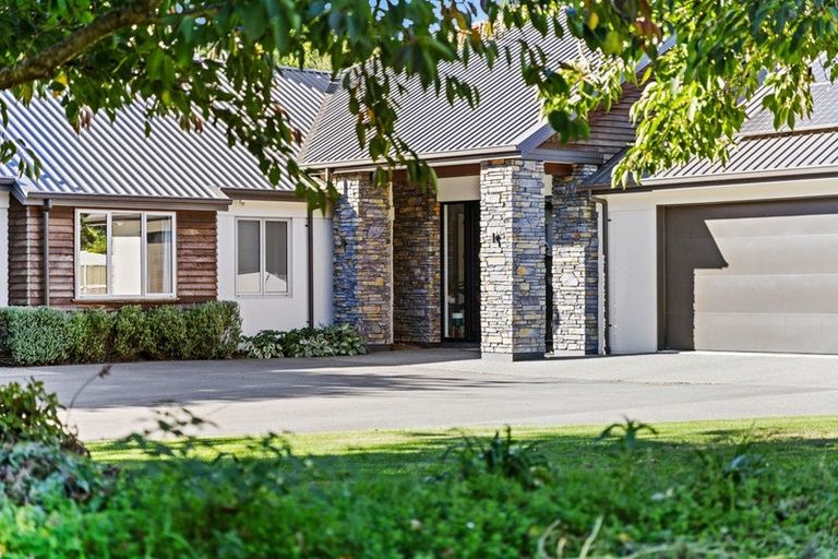 Photo of property in 36 Johns Road, Belfast, Christchurch, 8051