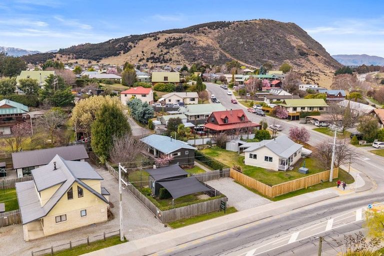 Photo of property in 11 Anderson Road, Wanaka, 9305