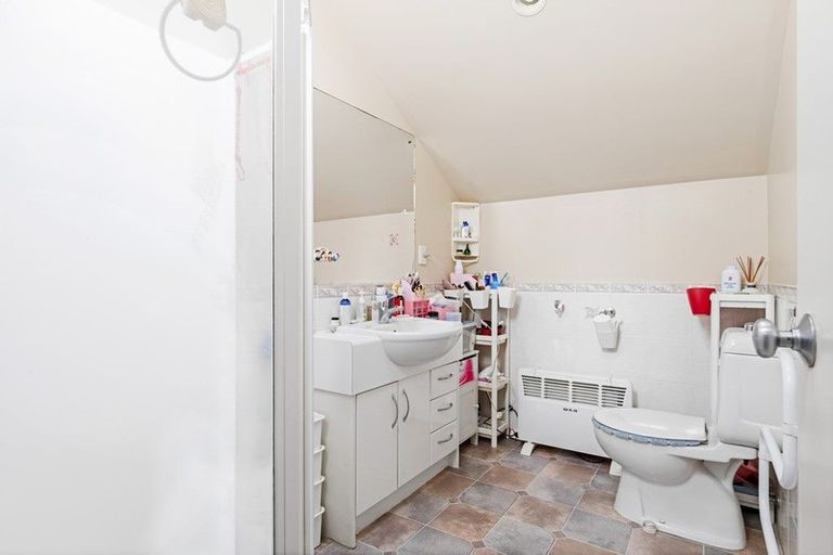 Photo of property in 3/57 Gladstone Road, Northcote, Auckland, 0627