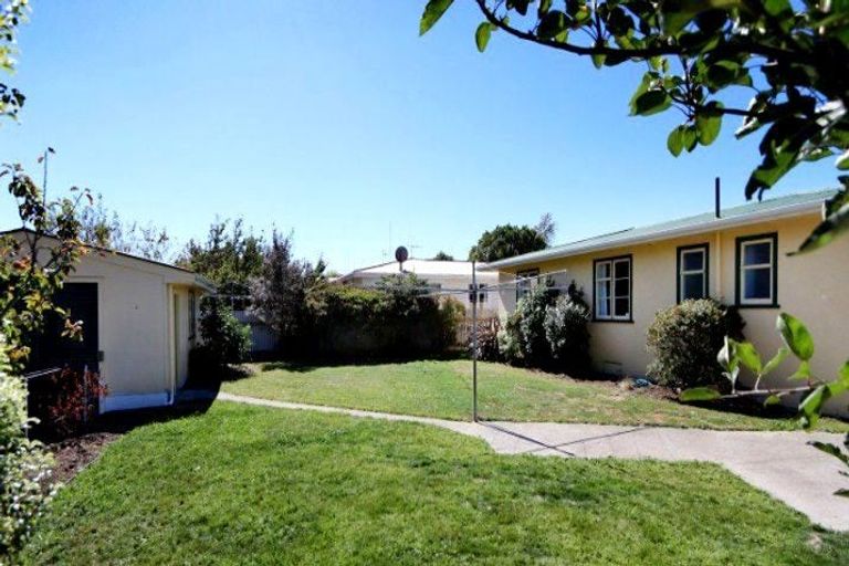 Photo of property in 9 Wincanton Place, Awapuni, Palmerston North, 4412