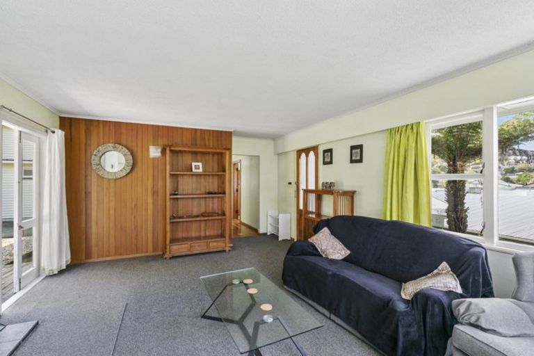 Photo of property in 8 Darwin Street, Karori, Wellington, 6012