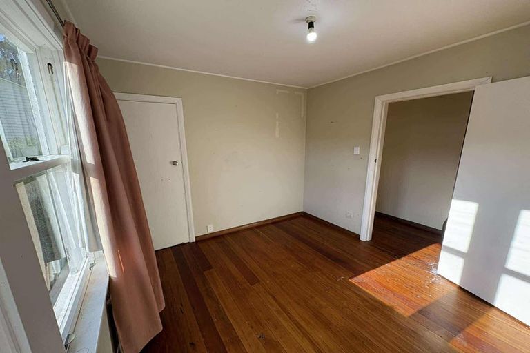 Photo of property in 21 Montgomery Avenue, Karori, Wellington, 6012