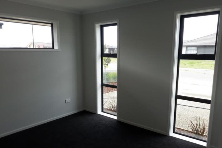 Photo of property in 44 Longcot Drive, Rolleston, 7615