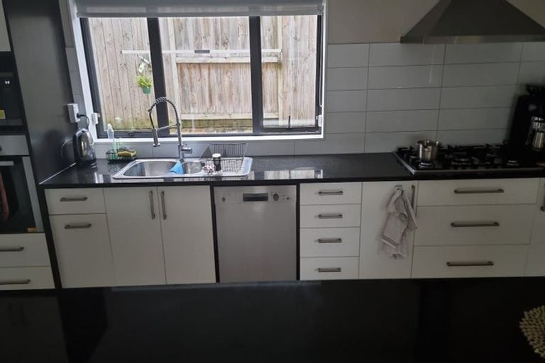 Photo of property in 121 Flat Bush School Road, Flat Bush, Auckland, 2019