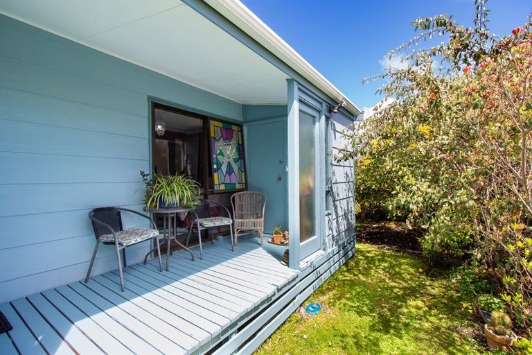 Photo of property in 2 Grayson Avenue, Mangakakahi, Rotorua, 3015