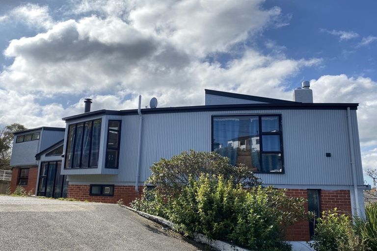 Photo of property in 70 Hawthorn Avenue, Mornington, Dunedin, 9011