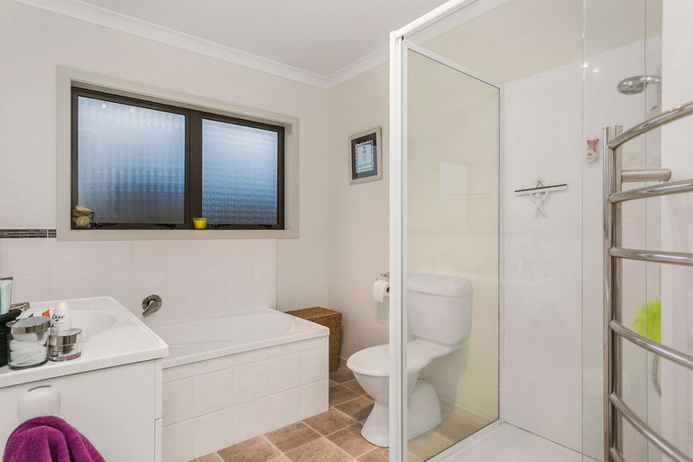 Photo of property in 92a Williams Street, Cambridge, 3434