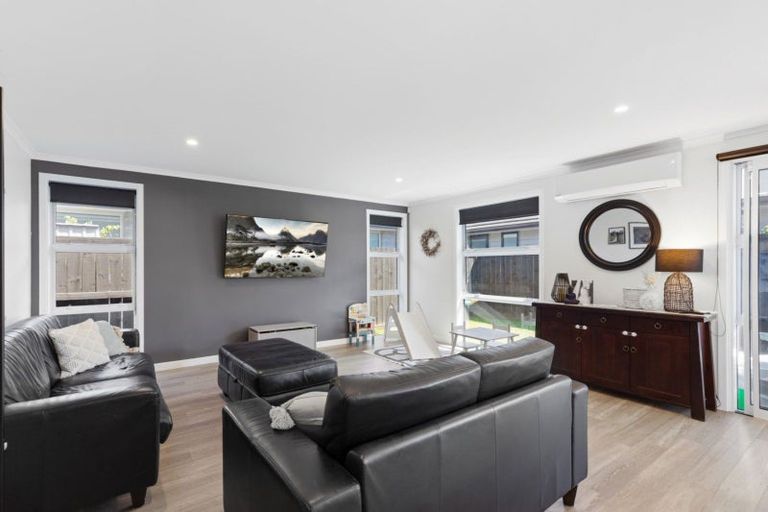 Photo of property in 92 Penetaka Heights, Pyes Pa, Tauranga, 3112