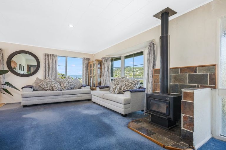 Photo of property in 7 John Witton Drive, Crofton Downs, Wellington, 6035