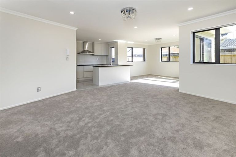 Photo of property in 3b Greers Road, Weymouth, Auckland, 2103