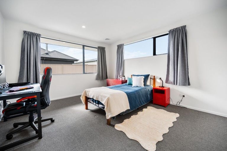 Photo of property in 6 Farrier Court, Cromwell, 9310