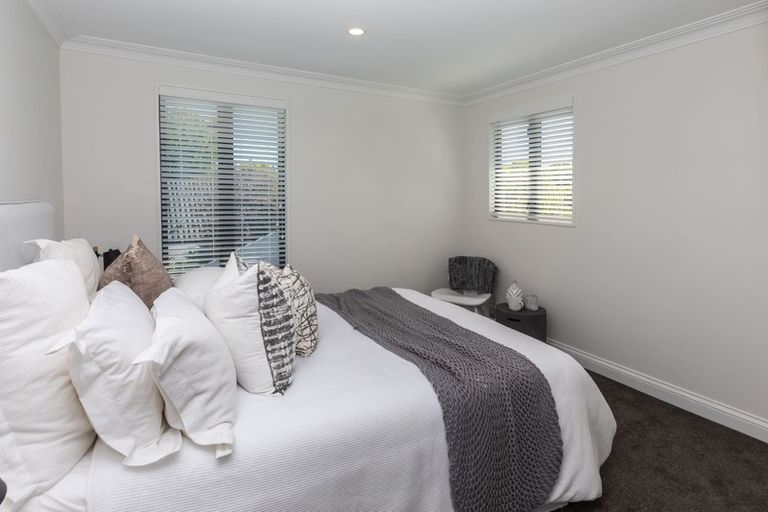 Photo of property in 16 Makora Street, Fendalton, Christchurch, 8041