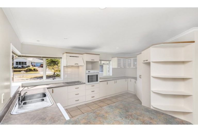 Photo of property in 29 Ayrshire Drive, Grandview Heights, Hamilton, 3200