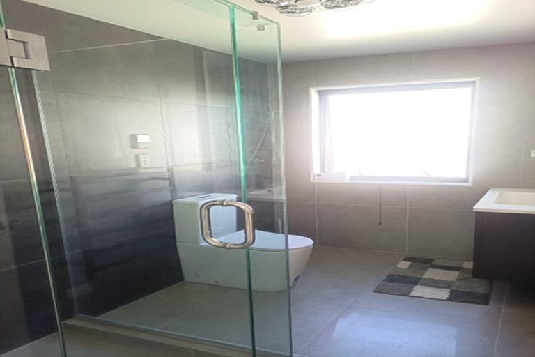 Photo of property in 58 Mettam Drive, Swanson, Auckland, 0614