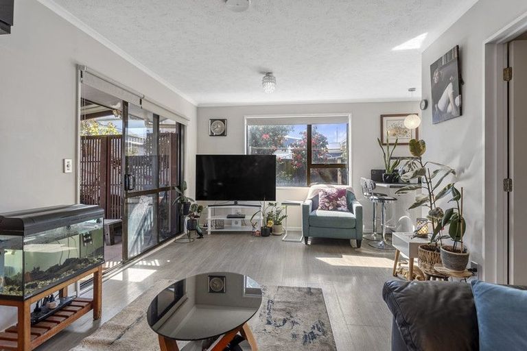 Photo of property in 68 Amyes Road, Hornby, Christchurch, 8042