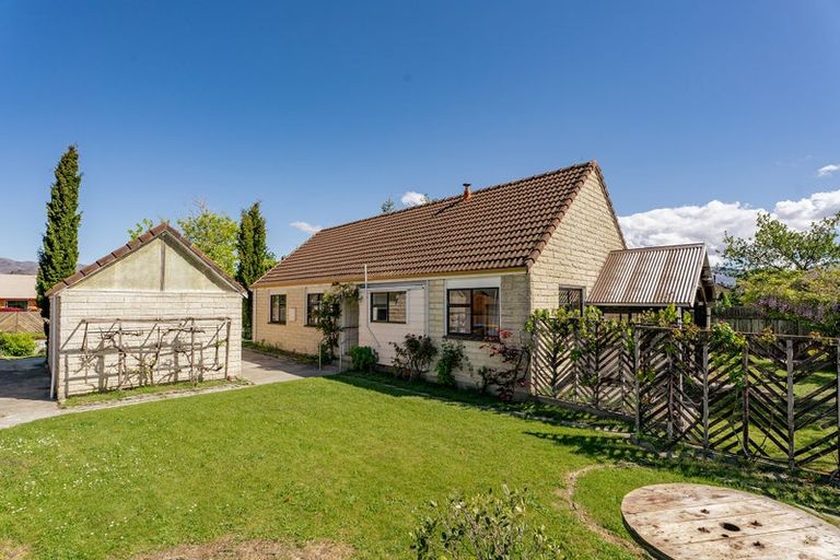 Photo of property in 150 Waenga Drive, Cromwell, 9310