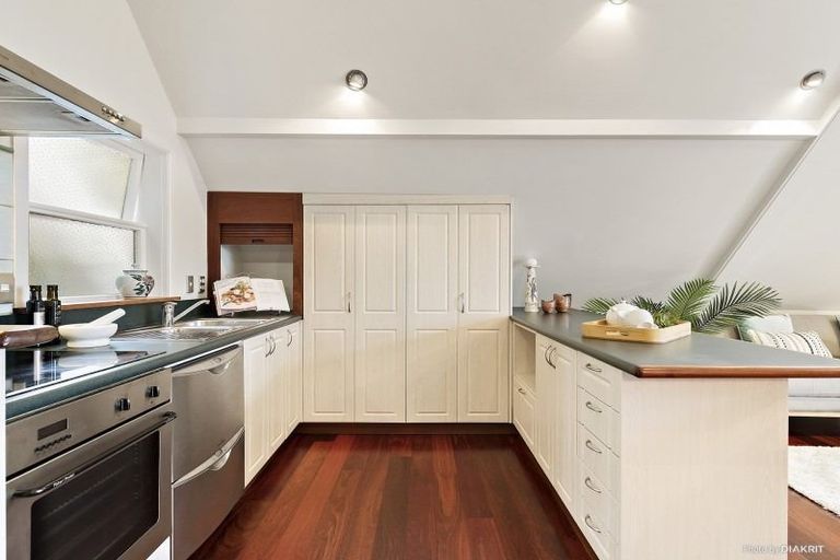 Photo of property in 78b Salamanca Road, Kelburn, Wellington, 6012