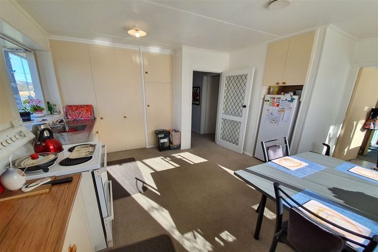 Photo of property in 44 Opie Street, Waimate, 7924