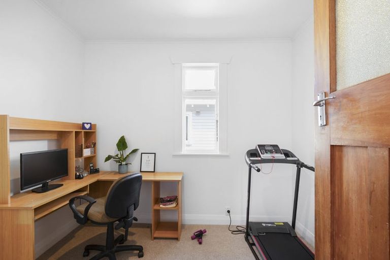 Photo of property in 28c Glen Almond Street, New Plymouth, 4310
