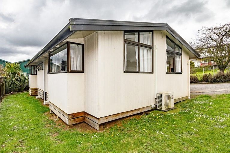 Photo of property in 8a Moore Street, Ohakune, 4625