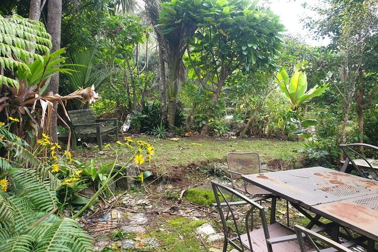 Photo of property in 15 Puriri Place, Tuateawa, Coromandel, 3583